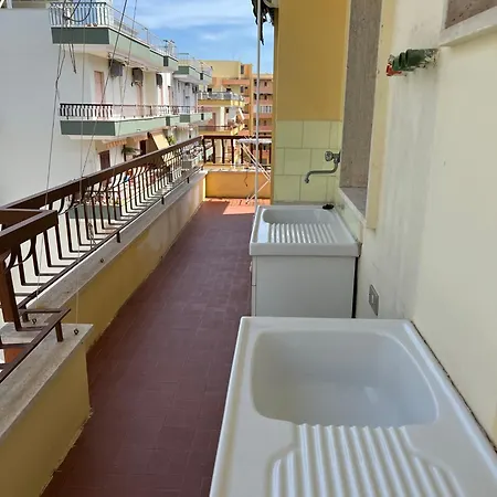 Waterfront Rooms, 150 Mt Dal Mare Guest house Gallipoli