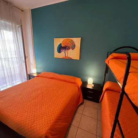 Waterfront Rooms, 150 Mt Dal Mare Guest house